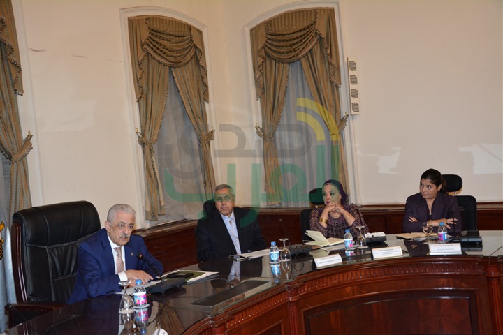 شوقي يبحث آليات إطلاق مشروع المدارس المصرية اليابانية مع الجايكا اليابانية