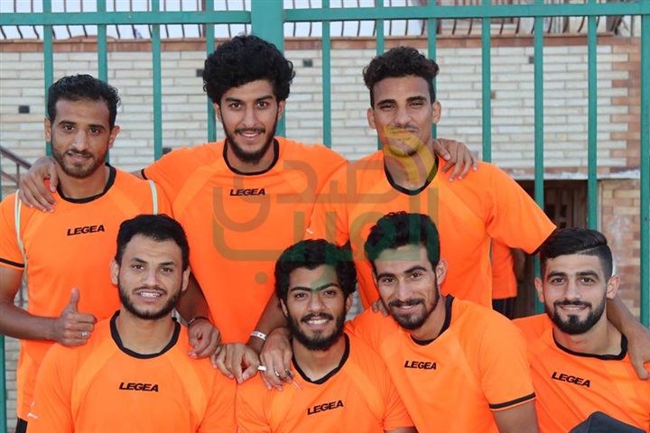 بالصور..المحافظ يُحفّز لاعبي كفر الشيخ قبل موقعة بني عبيد