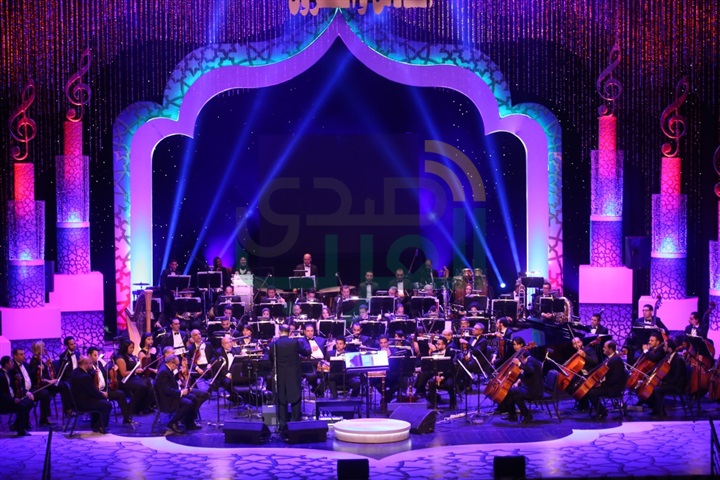بدء الحفل الموسيقى لمهرجان الموسيقى العربية بموسيقى رعد خلف و راجح داوود بدء الحفل الموسيقى لمهرجان الموسيقى العربية بموسيقى رعد خلف و راجح داوود
