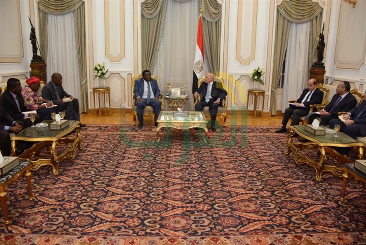 "العصار" يستقبل وفدًا تنزانيًا لبحث مجالات التعاون المشترك "العصار" يستقبل وفدًا تنزانيًا لبحث مجالات التعاون المشترك