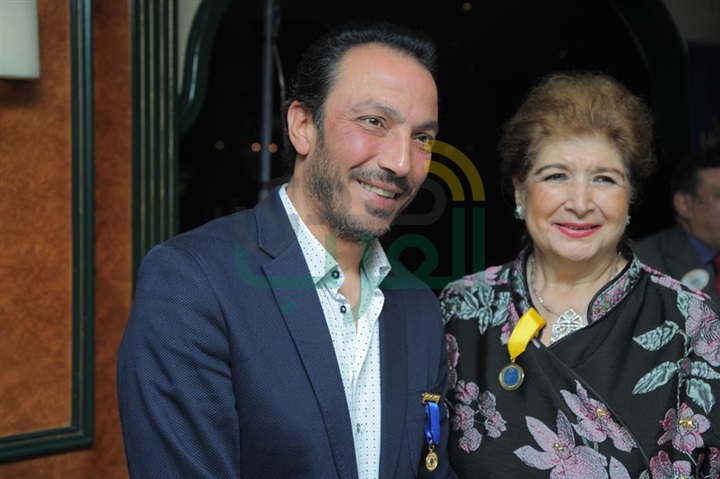بالصور.. أبطال مسلسل بين عالمين فى ضيافة ليونز جاردن سيتى بالصور.. أبطال مسلسل بين عالمين فى ضيافة ليونز جاردن سيتى