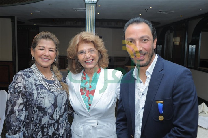بالصور.. أبطال مسلسل بين عالمين فى ضيافة ليونز جاردن سيتى بالصور.. أبطال مسلسل بين عالمين فى ضيافة ليونز جاردن سيتى
