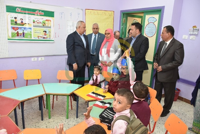 محافظ الشرقية يفتتح مدرسة الرحمانية الرسمية لغات بأبو كبير