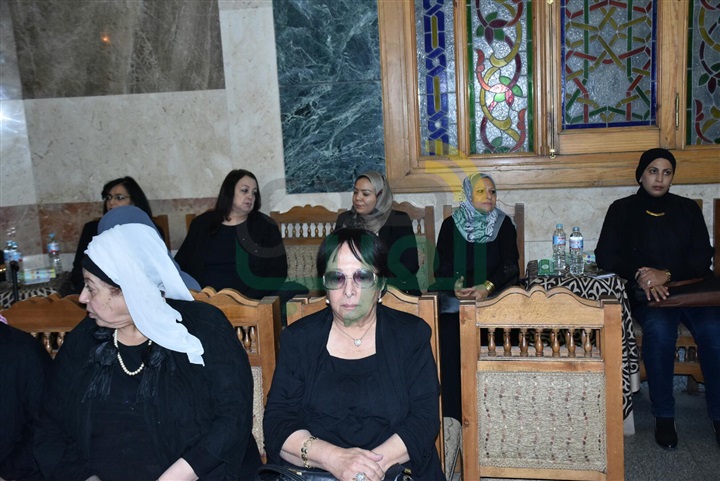 بالصور.. نجوم الفن فى عزاء شقيق المخرج الكبير جلال الشرقاوى بالصور.. نجوم الفن فى عزاء شقيق المخرج الكبير جلال الشرقاوى