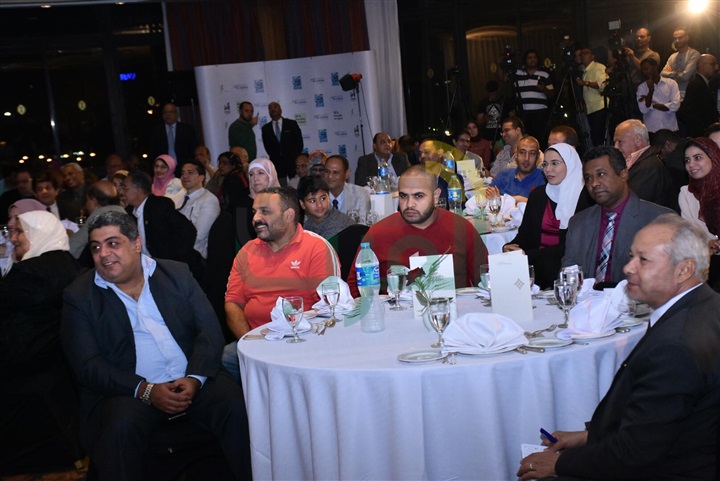 بالصور.. تكريم نجوم الفن والرياضة بحفل "ممكن في مصر" بأحد فنادق القاهرة بالصور.. تكريم نجوم الفن والرياضة بحفل "ممكن في مصر" بأحد فنادق القاهرة