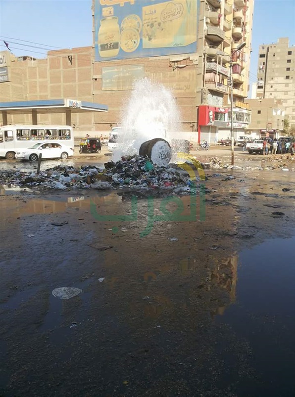 ‎إعادة  فتح الطريق بشارع 15 مايو فى شبرا الخيمة عقب إنفجار ماسورة مياة