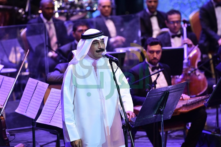 بالصور.. الكويتى "عبد الله الرويشد" يفتتح حفله باغنية مصر التي في خاطري بالصور.. الكويتى "عبد الله الرويشد" يفتتح حفله باغنية مصر التي في خاطري