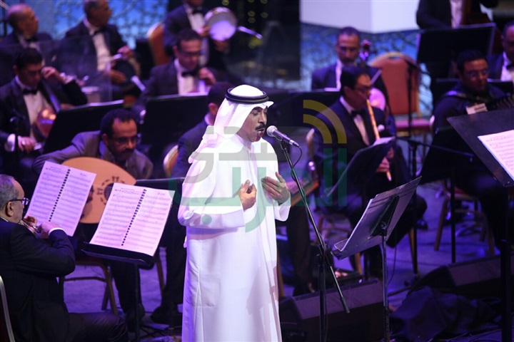 بالصور.. الكويتى "عبد الله الرويشد" يفتتح حفله باغنية مصر التي في خاطري بالصور.. الكويتى "عبد الله الرويشد" يفتتح حفله باغنية مصر التي في خاطري