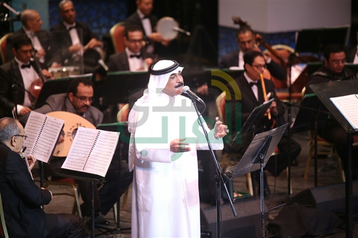 بالصور.. الكويتى "عبد الله الرويشد" يفتتح حفله باغنية مصر التي في خاطري بالصور.. الكويتى "عبد الله الرويشد" يفتتح حفله باغنية مصر التي في خاطري