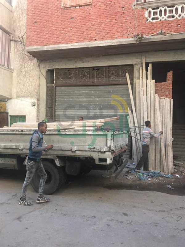 رئيس حي شرق الإسكندرية يكثف من حملات الإزالة وإيقاف أعمال البناء 