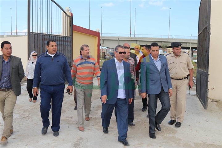 بالصور.. محافظ كفر الشيخ يتفقد أعمال تكاسي بوغاز البرلس