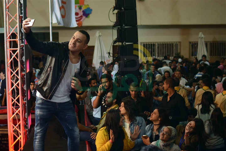 بالصور.. دياب يحي حفل استقبال الطلاب الجدد بمدارس"الفرير"