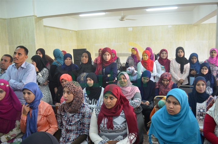 بالصور.. محافظ قنا ورئيس جامعة جنوب الوادي يفتتحا مبني بيت الطلاب