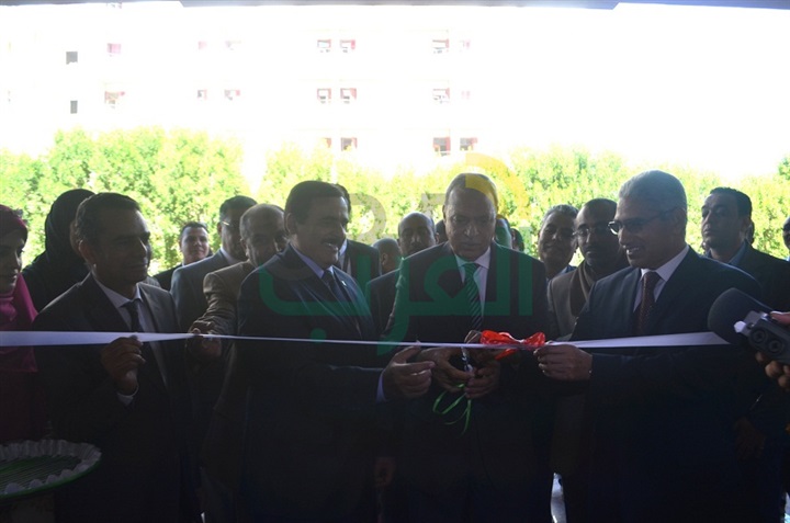 بالصور.. محافظ قنا ورئيس جامعة جنوب الوادي يفتتحا مبني بيت الطلاب