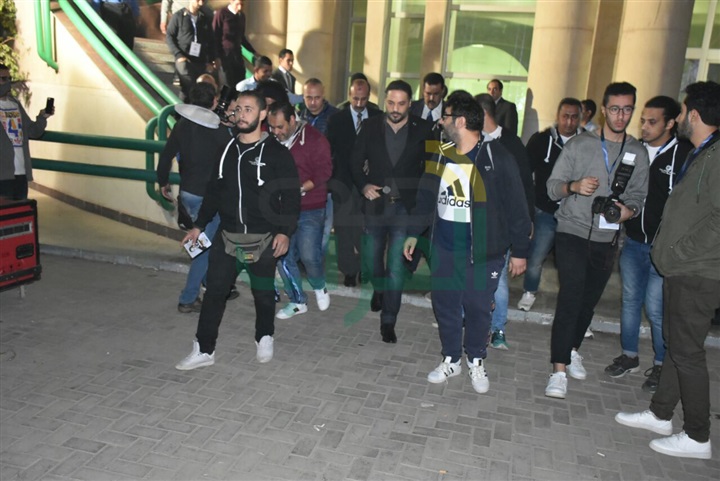 بالصور.. رامي عياش بحفل كامل العدد وشعار "لم يغب أحد" بالصور.. رامي عياش بحفل كامل العدد وشعار "لم يغب أحد"