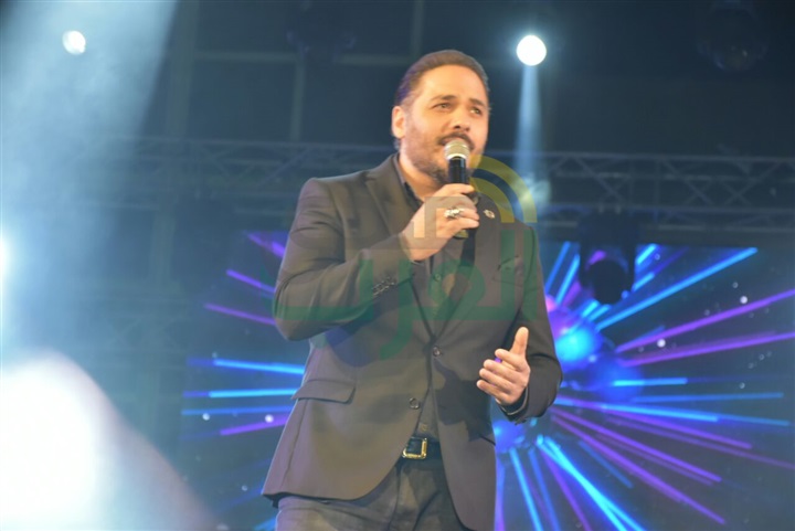 بالصور.. رامي عياش بحفل كامل العدد وشعار "لم يغب أحد" بالصور.. رامي عياش بحفل كامل العدد وشعار "لم يغب أحد"