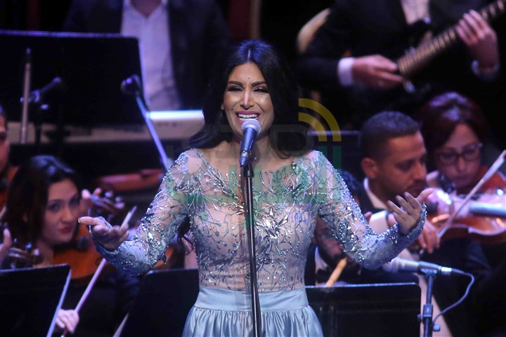 ليلة فى قصور الأحلام الطربية بمهرجان الموسيقى العربية الـ26 ليلة فى قصور الأحلام الطربية بمهرجان الموسيقى العربية الـ26