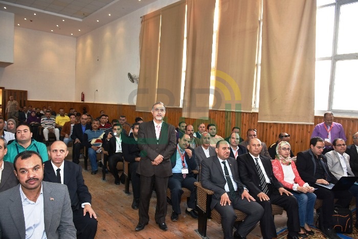 وزير القوى العاملة ومحافظ الشرقية يشهدان مبادرة "مصر أمانة بين إيديك "