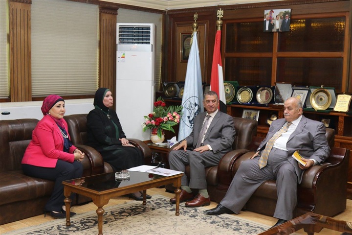 بالصور.. "نصر وجامع " يبحثان تمويل المشروعات متناهية الصغر بكفر الشيخ 