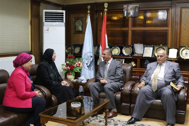 بالصور.. "نصر وجامع " يبحثان تمويل المشروعات متناهية الصغر بكفر الشيخ 