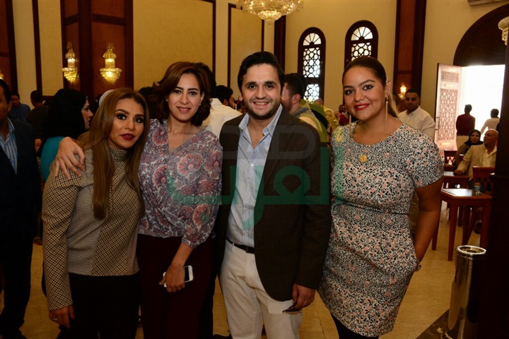 بالصور.. عقد قران ويزو نجمة مسرح مصر بالصور.. عقد قران ويزو نجمة مسرح مصر