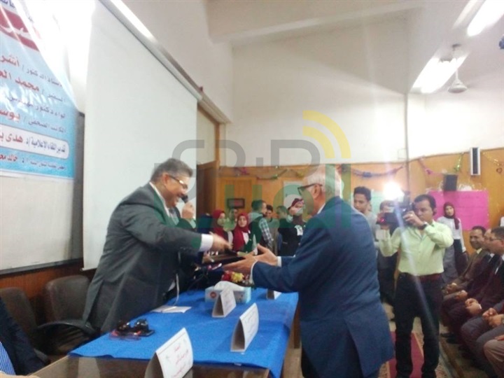 كلية الحاسبات بالزقازيق تنظم ندوة بعنوان " مصر تستطيع بشبابها" 
