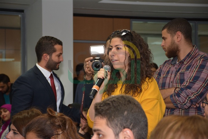 تكريم النجم حكيم فى اﻻكاديمية البحرية بالقرية الذكية تكريم النجم حكيم فى اﻻكاديمية البحرية بالقرية الذكية