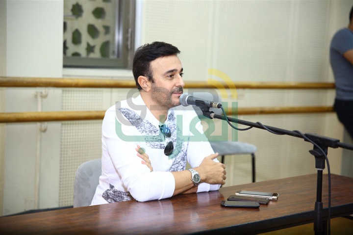 بالصور.. بدأ المؤتمر الصحفي الخاص بصابر الرباعي بدار الأوبرا المصرية
