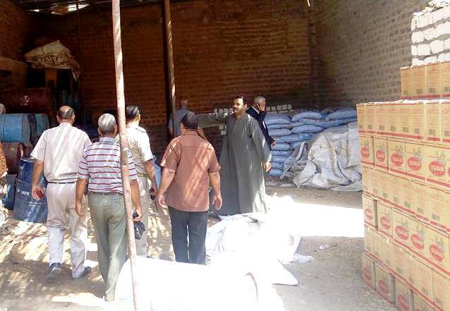 تحرير 37 قضية تموينية وضبط 4 طن سكر تمويني مدعم بأسيوط خلال يوم