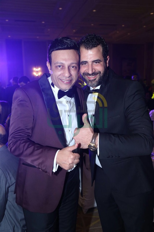بالصور.. زفاف الفنان مصطفى ابو سريع وسط نجوم الفن والغناء بالصور.. زفاف الفنان مصطفى ابو سريع وسط نجوم الفن والغناء