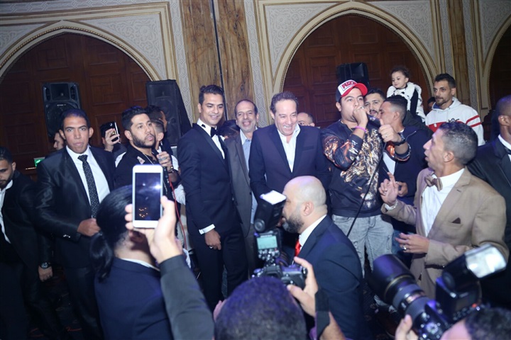 مصطفي حجاج يشعل حفل زفاف مصطفى أبو سريع