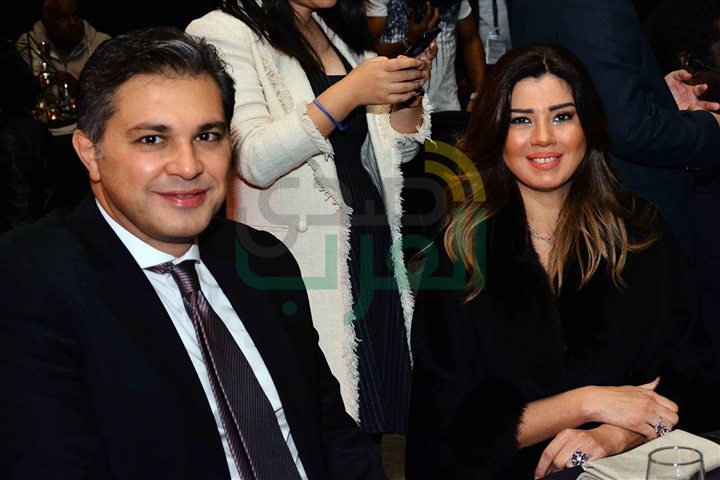 بالصور.. نيكول سابا تشارك بصورة سيلفي" الاحتفال باطلاق هواتفها الجديدة بالصور.. نيكول سابا تشارك بصورة سيلفي" الاحتفال باطلاق هواتفها الجديدة