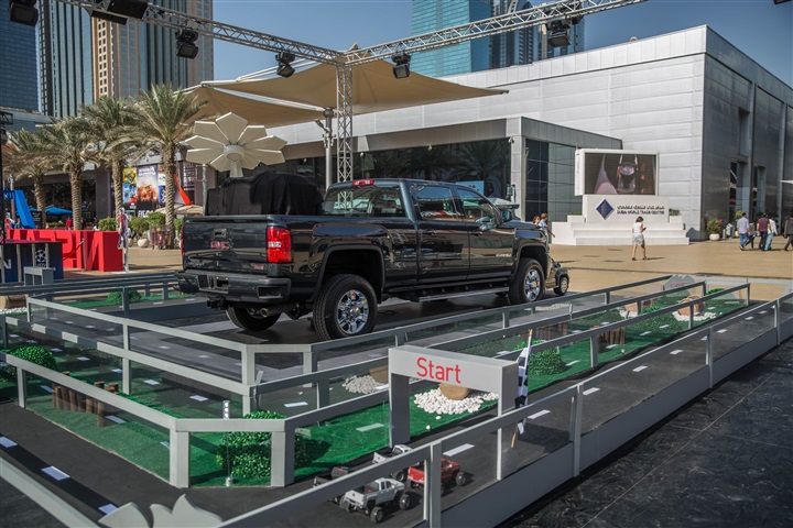 عطلة نهاية أسبوع حافلة لجميع أفرد العائلة مع فعاليات "جي إم سي" الترفيهية خلال "معرض دبي الدولي للسيارات" 2017