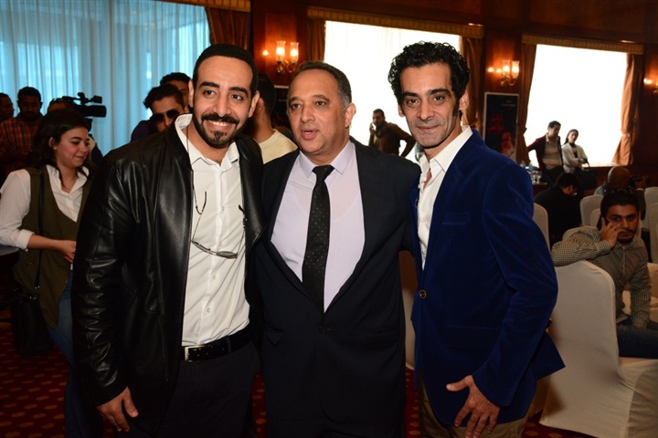 بالصور.. حسين فهمي وسولاف فواخرجي للمشاركة في مؤتمر مسلسل "خط ساخن" بالصور.. حسين فهمي وسولاف فواخرجي للمشاركة في مؤتمر مسلسل "خط ساخن"