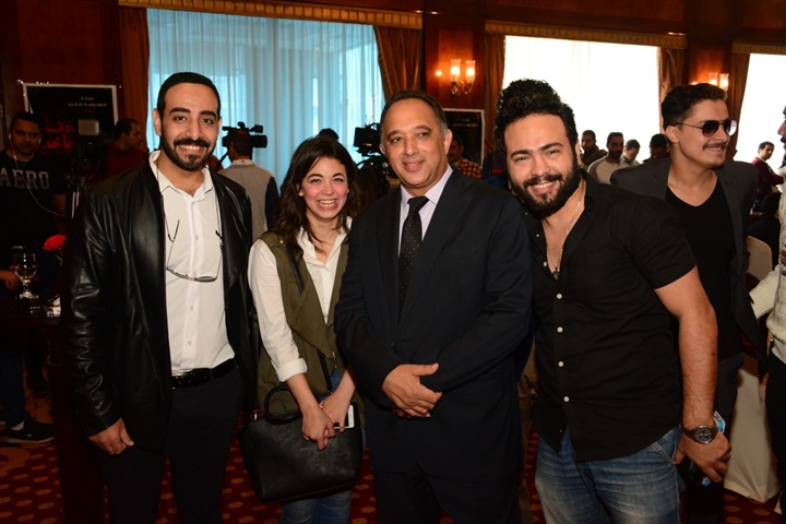 بالصور.. حسين فهمي وسولاف فواخرجي للمشاركة في مؤتمر مسلسل "خط ساخن" بالصور.. حسين فهمي وسولاف فواخرجي للمشاركة في مؤتمر مسلسل "خط ساخن"