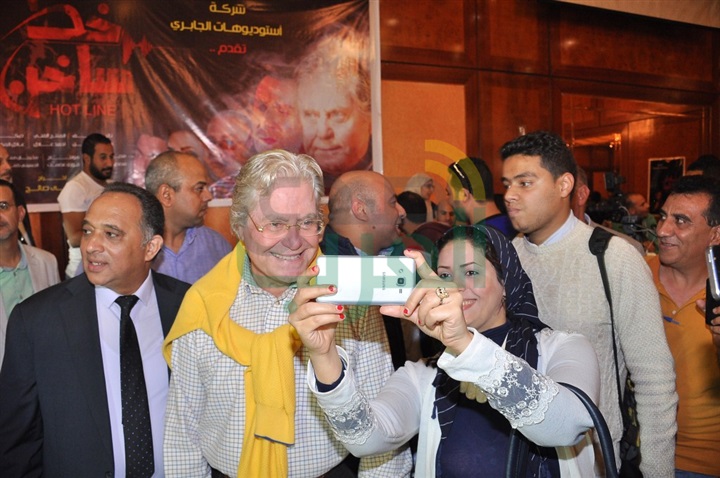 بالصور.. حسين فهمي وسولاف فواخرجي للمشاركة في مؤتمر مسلسل "خط ساخن" بالصور.. حسين فهمي وسولاف فواخرجي للمشاركة في مؤتمر مسلسل "خط ساخن"