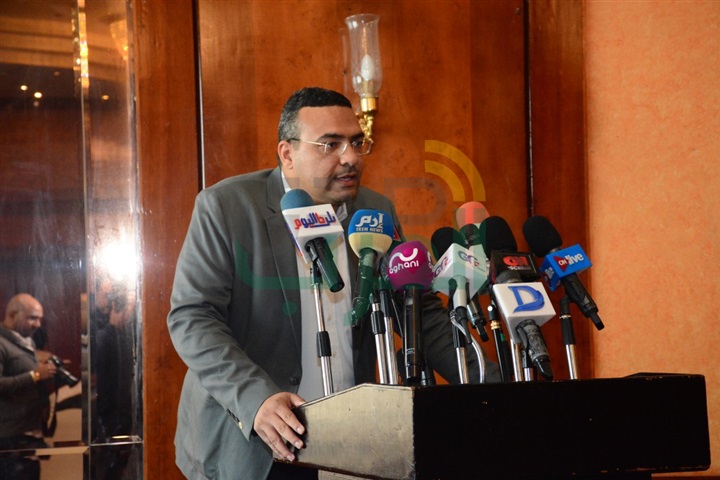بالصور.. حسين فهمي وسولاف فواخرجي للمشاركة في مؤتمر مسلسل "خط ساخن" بالصور.. حسين فهمي وسولاف فواخرجي للمشاركة في مؤتمر مسلسل "خط ساخن"