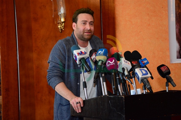 بالصور.. حسين فهمي وسولاف فواخرجي للمشاركة في مؤتمر مسلسل "خط ساخن" بالصور.. حسين فهمي وسولاف فواخرجي للمشاركة في مؤتمر مسلسل "خط ساخن"