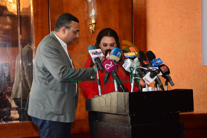 بالصور.. حسين فهمي وسولاف فواخرجي للمشاركة في مؤتمر مسلسل "خط ساخن" بالصور.. حسين فهمي وسولاف فواخرجي للمشاركة في مؤتمر مسلسل "خط ساخن"