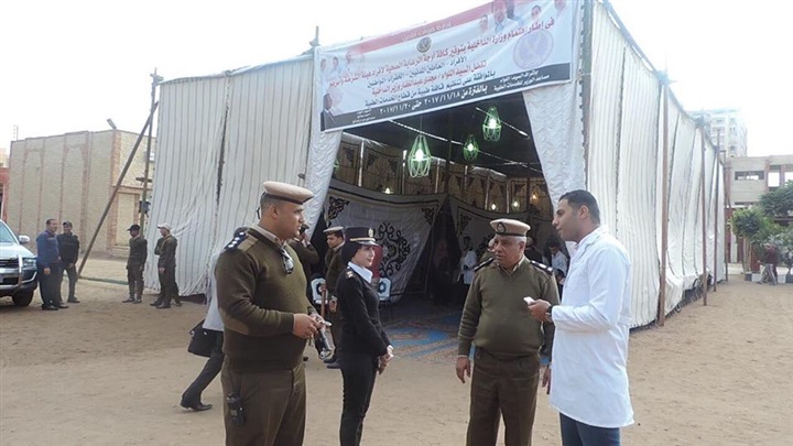 بالصور.. أمن كفر الشيخ يواصل إجراء الكشف الطبي علي رجال الشرطة المتحجزين