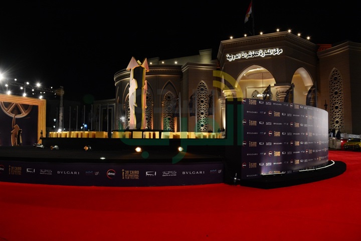 توافد نجوم الفن لحفل افتتاح مهرجان القاهره السينمائى