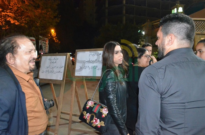 بالصور.. نجوم الفن يواسون نسرين امين في وفاة والدها بالصور.. نجوم الفن يواسون نسرين امين في وفاة والدها