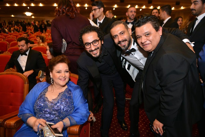 بالصور.. 9 نجمات تألقن بسواريهات البحيري في افتتاح مهرجان القاهرة السينمائي الدولي بالصور.. 9 نجمات تألقن بسواريهات البحيري في افتتاح مهرجان القاهرة السينمائي الدولي