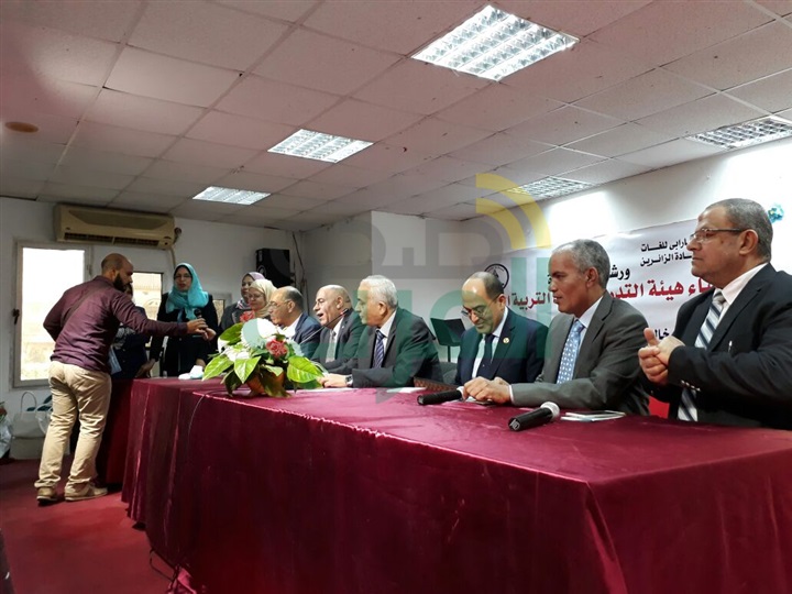 حجازى يشهد احتفالية مسابقة الرسم الفنى خلال متابعته العملية التعليمية بالقاهرة الجديدة