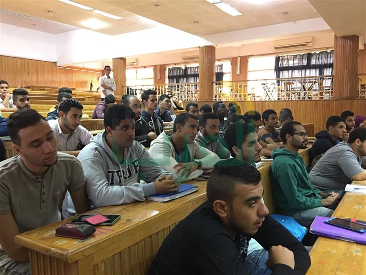 ندوة بعلوم الإسكندرية لتوعية الطلاب بمجال صناعة البترول