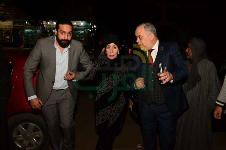 وصول الفنانه سهير البابلى لحضور حفل تكريمها من مهرجان نقابه المهن التمثيليه وصول الفنانه سهير البابلى لحضور حفل تكريمها من مهرجان نقابه المهن التمثيليه