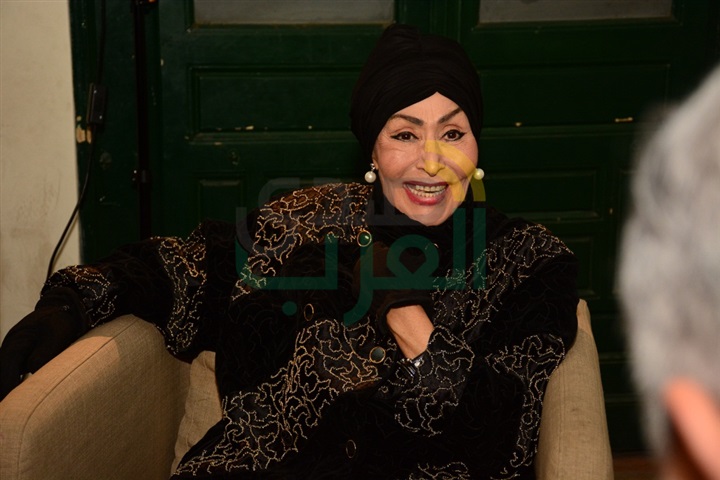 وصول الفنانه سهير البابلى لحضور حفل تكريمها من مهرجان نقابه المهن التمثيليه وصول الفنانه سهير البابلى لحضور حفل تكريمها من مهرجان نقابه المهن التمثيليه