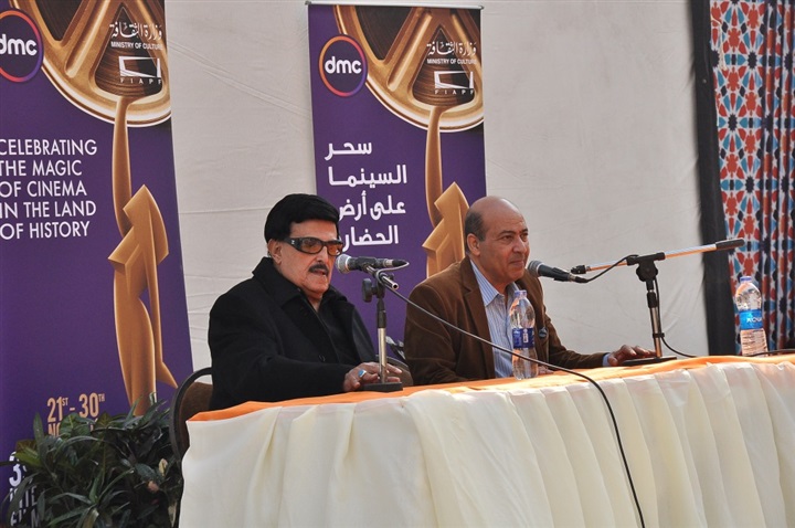 ندوة الفنان القدير سمير غانم على هامش مهرجان القاهرة السينمائي ندوة الفنان القدير سمير غانم على هامش مهرجان القاهرة السينمائي