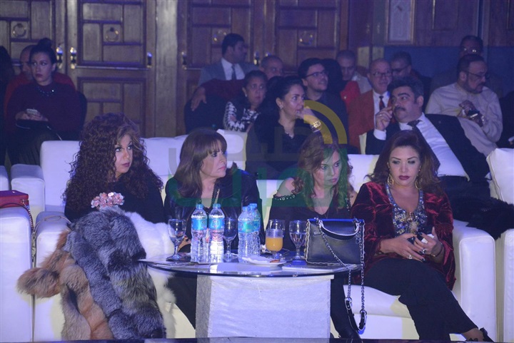 بالصور.. عروض "انترناشيونال فاشون ارود" في دورته الثانية بالصور.. عروض "انترناشيونال فاشون ارود" في دورته الثانية