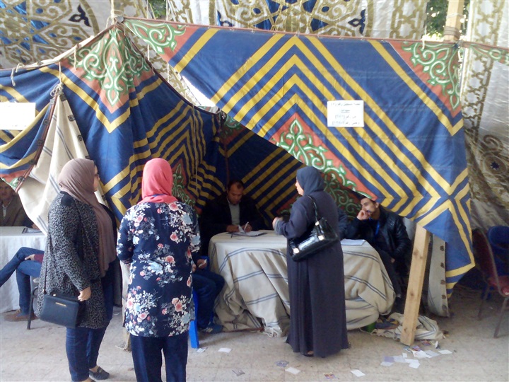 بالصور.. إقبال شديد علي انتخابات نادي دسوق بكفر الشيخ 
